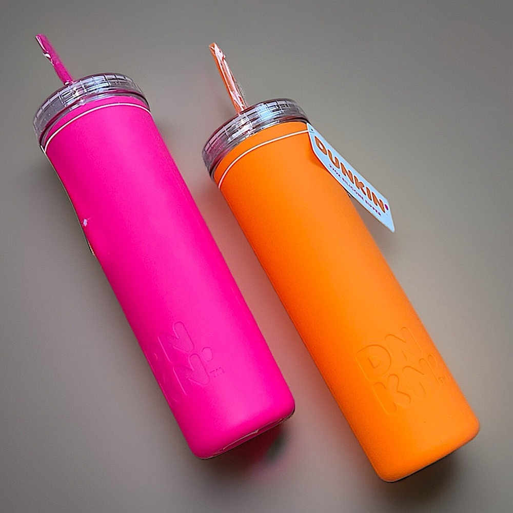New DUNKIN- 27 OZ SILICONE SIPPER • SOFT TOUCH • You Pick your Color